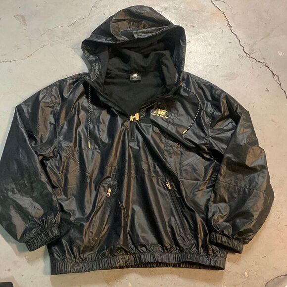 Xs Anorak black and gold new balance windbreaker pullover half zip jacket - Picture 2 of 5